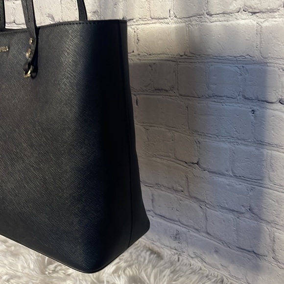 EUC!Karl Lagerfeld Tote Style Bag - Picture 5 of 11